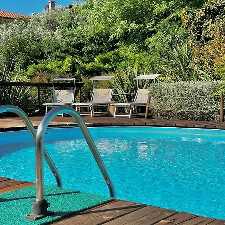 فندق مبيت وإفطار Locanda Arizona 3*